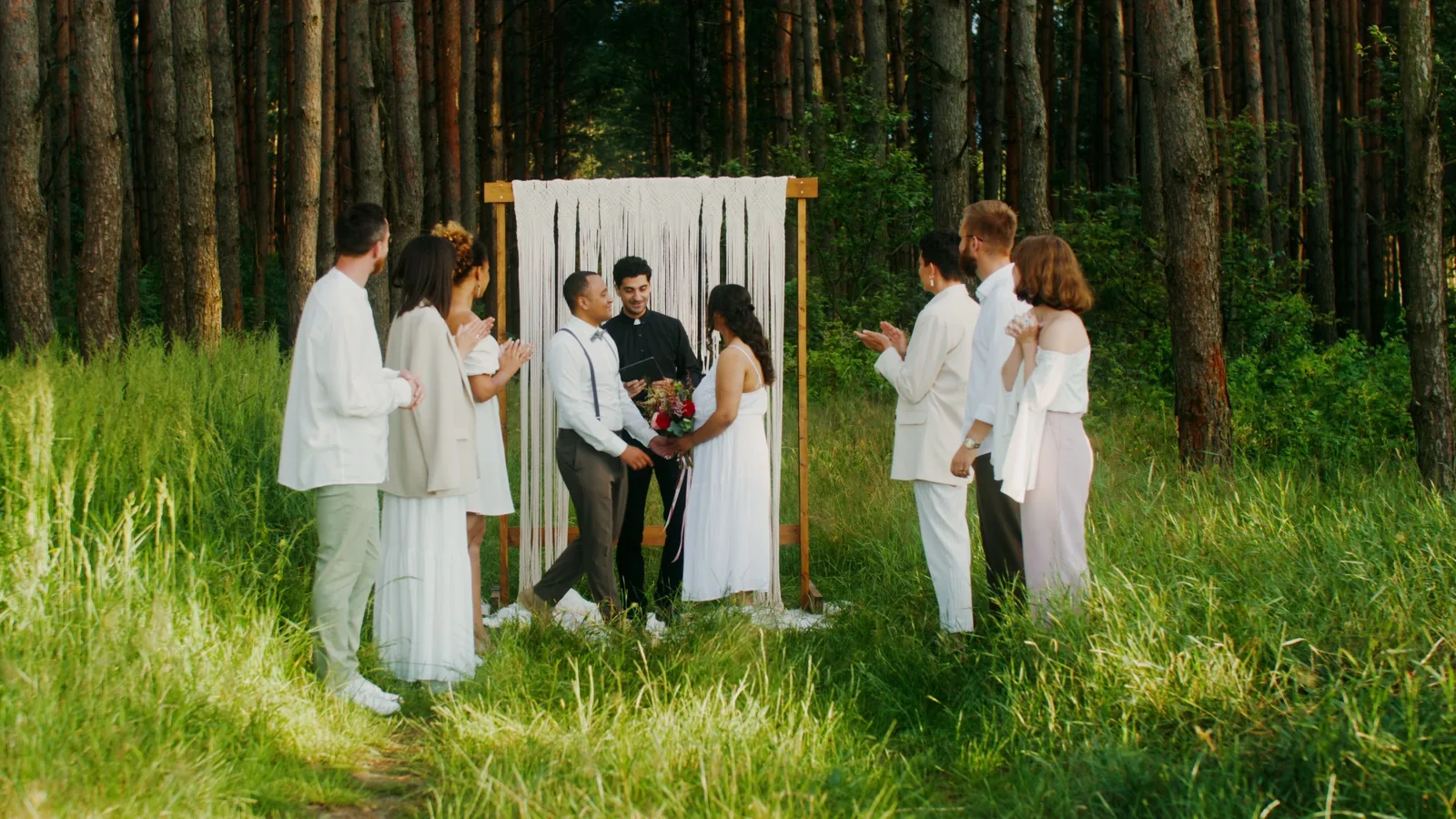 How To Choose A Wedding Keepsake Box